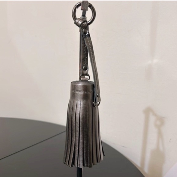 Burberry Leather Vintage Bag with COA- EUC - Picture 15 of 16